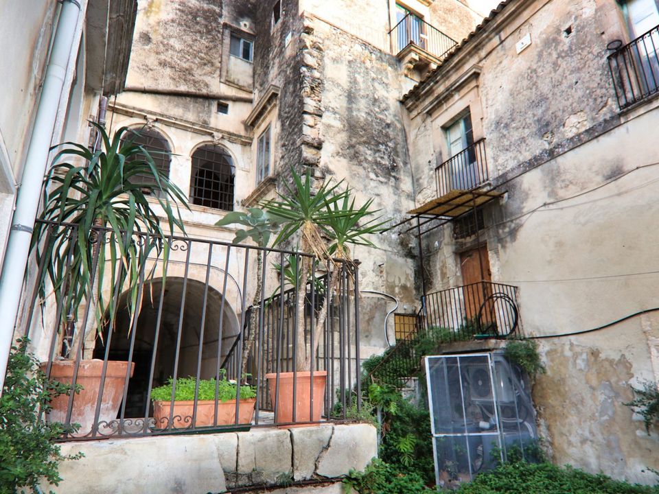 Properties for sale in Sicily, Italy Kyero